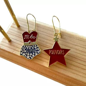 Boucle d'oreille "J'ai des supers pouvoirs"