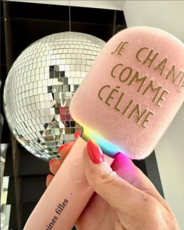 Micro "JE CHANTE COMME CELINE"