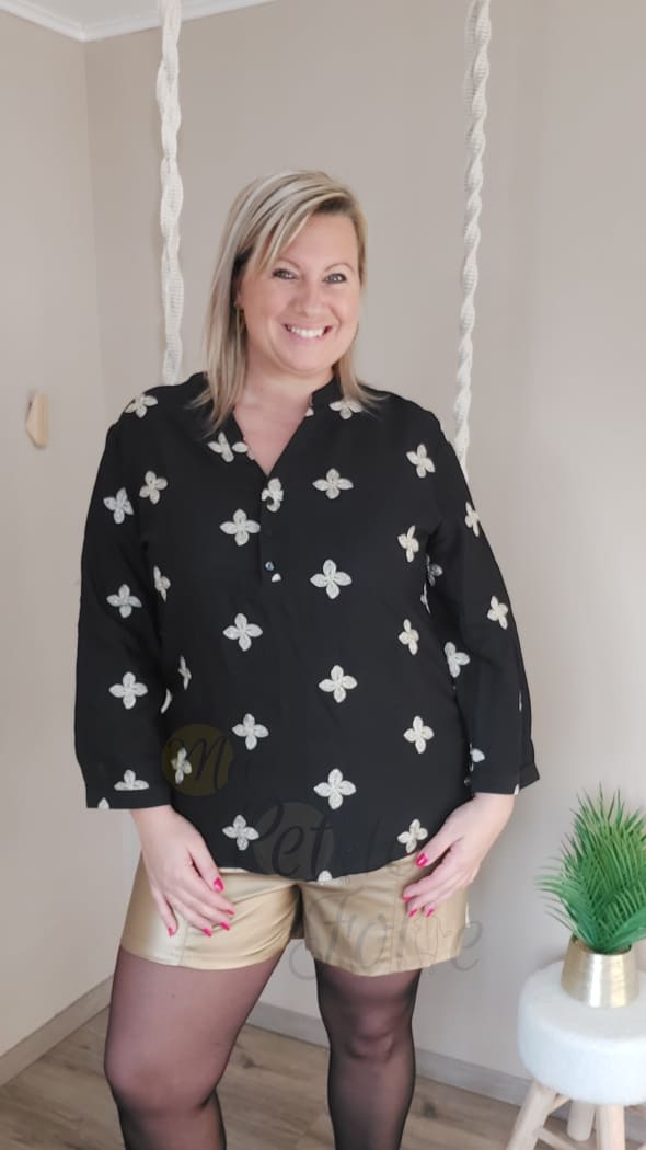 Blouse brodée noir