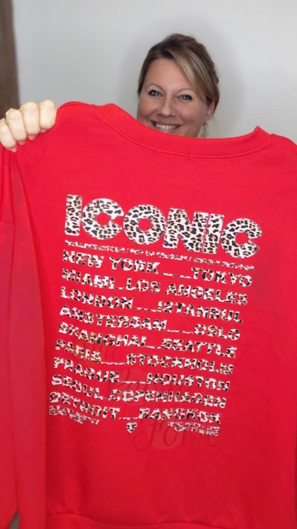 Pull ICONIC LEOPARD rouge