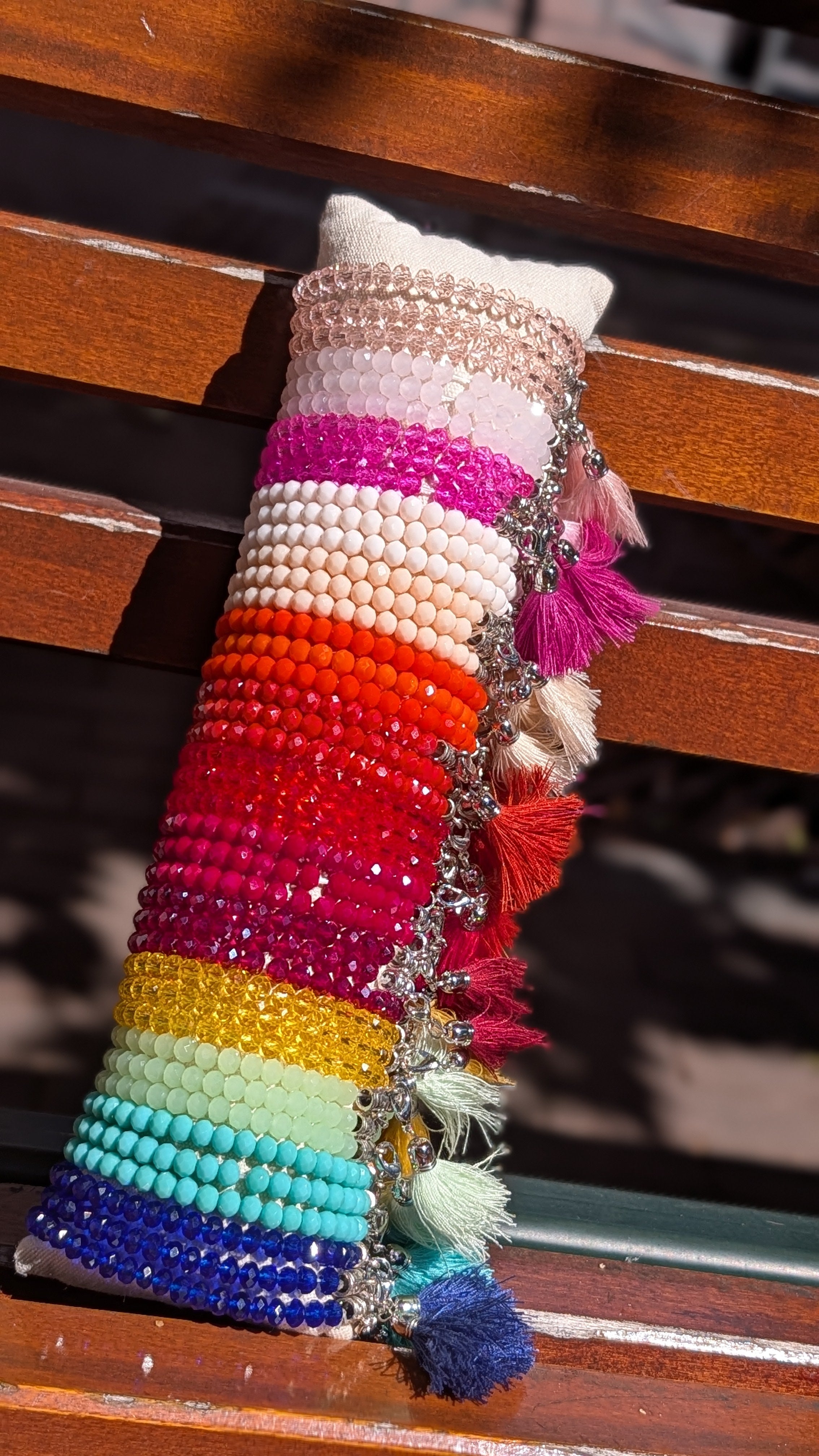 BRACELET