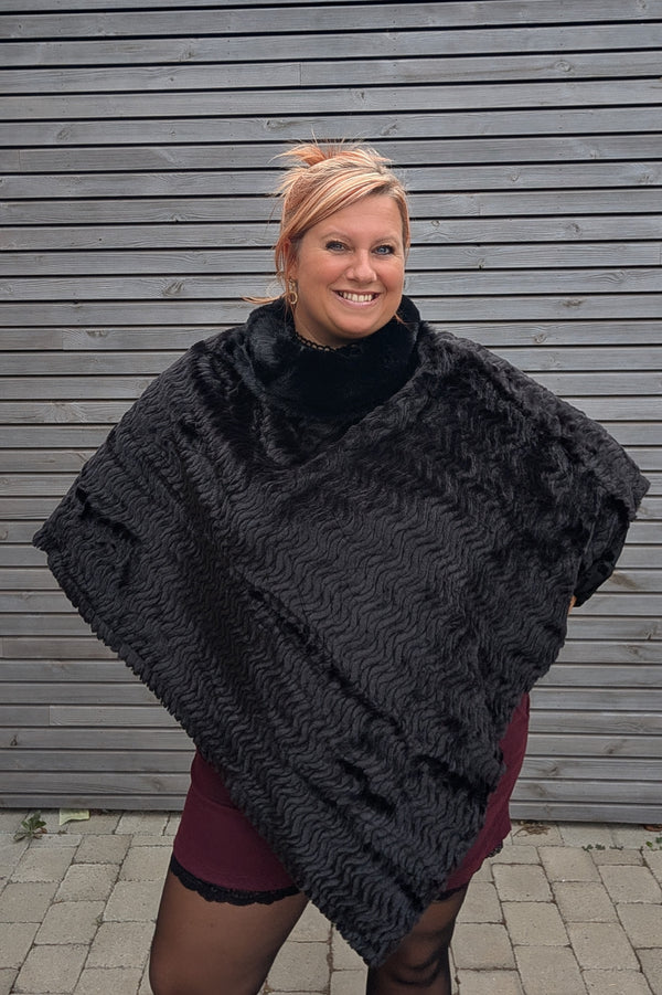 Poncho IZA