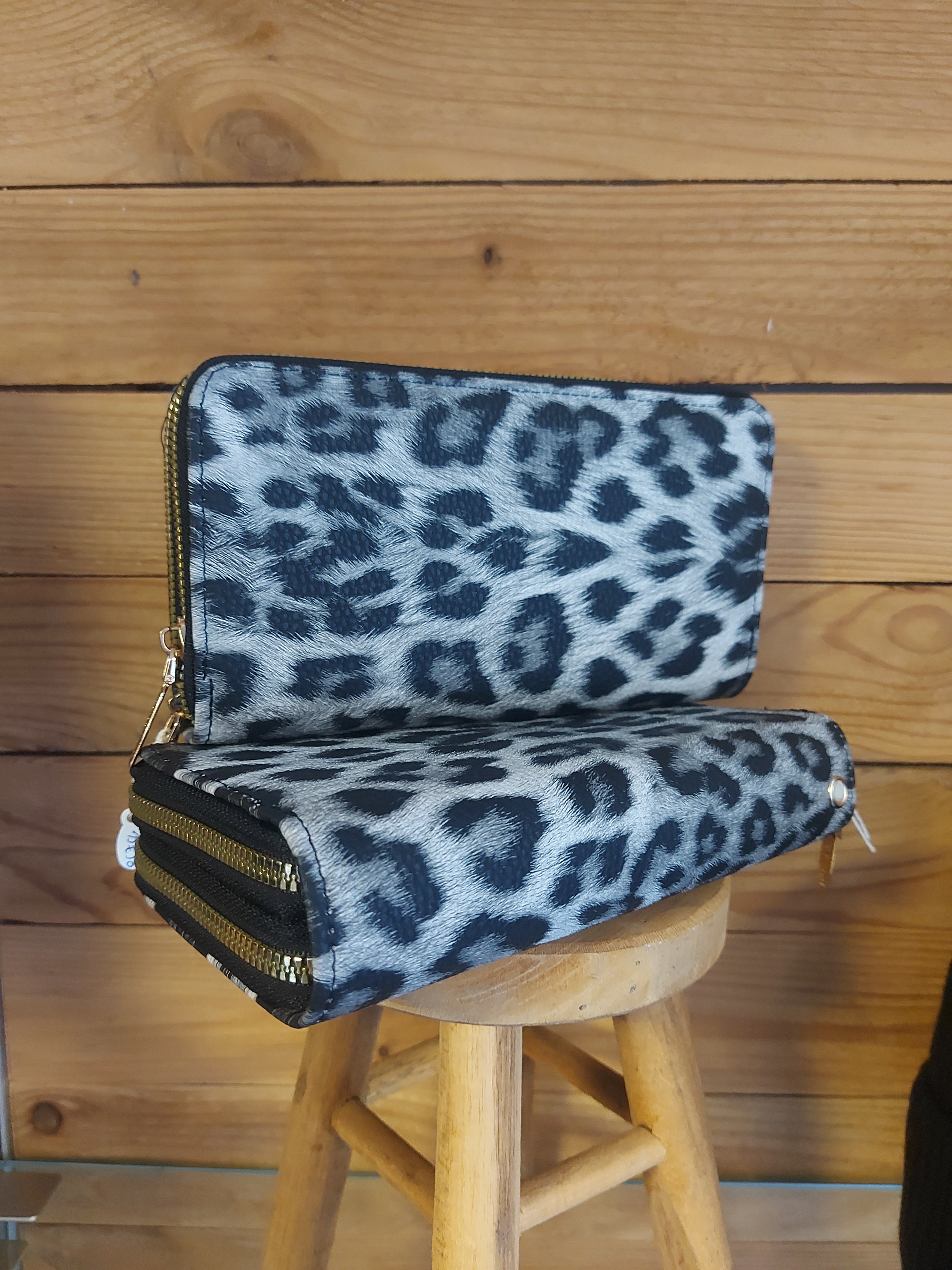 Porte feuille léopard gris