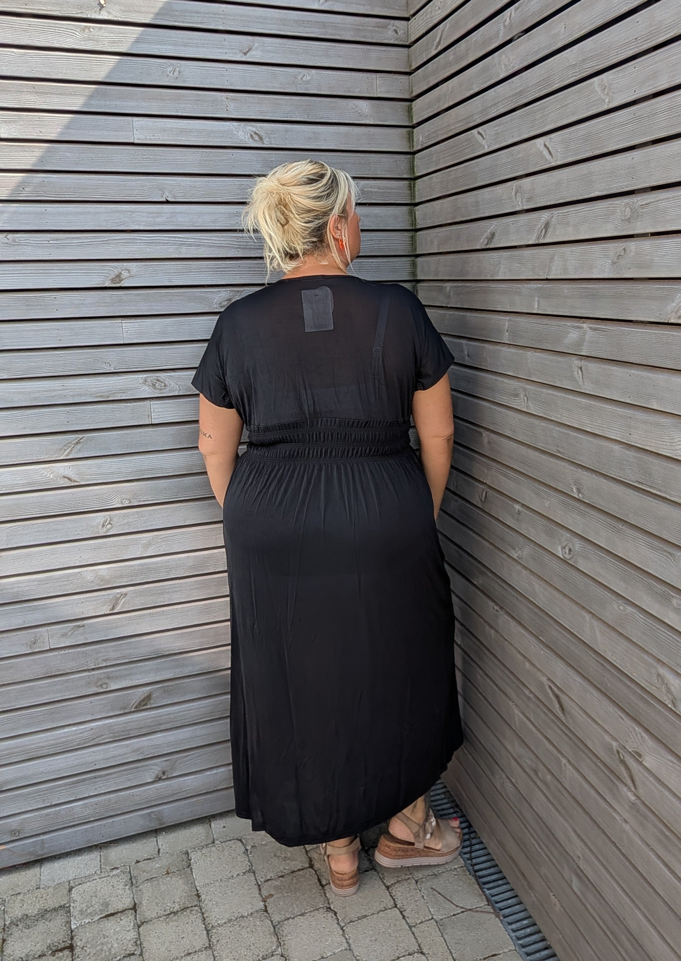 Robe magique noire