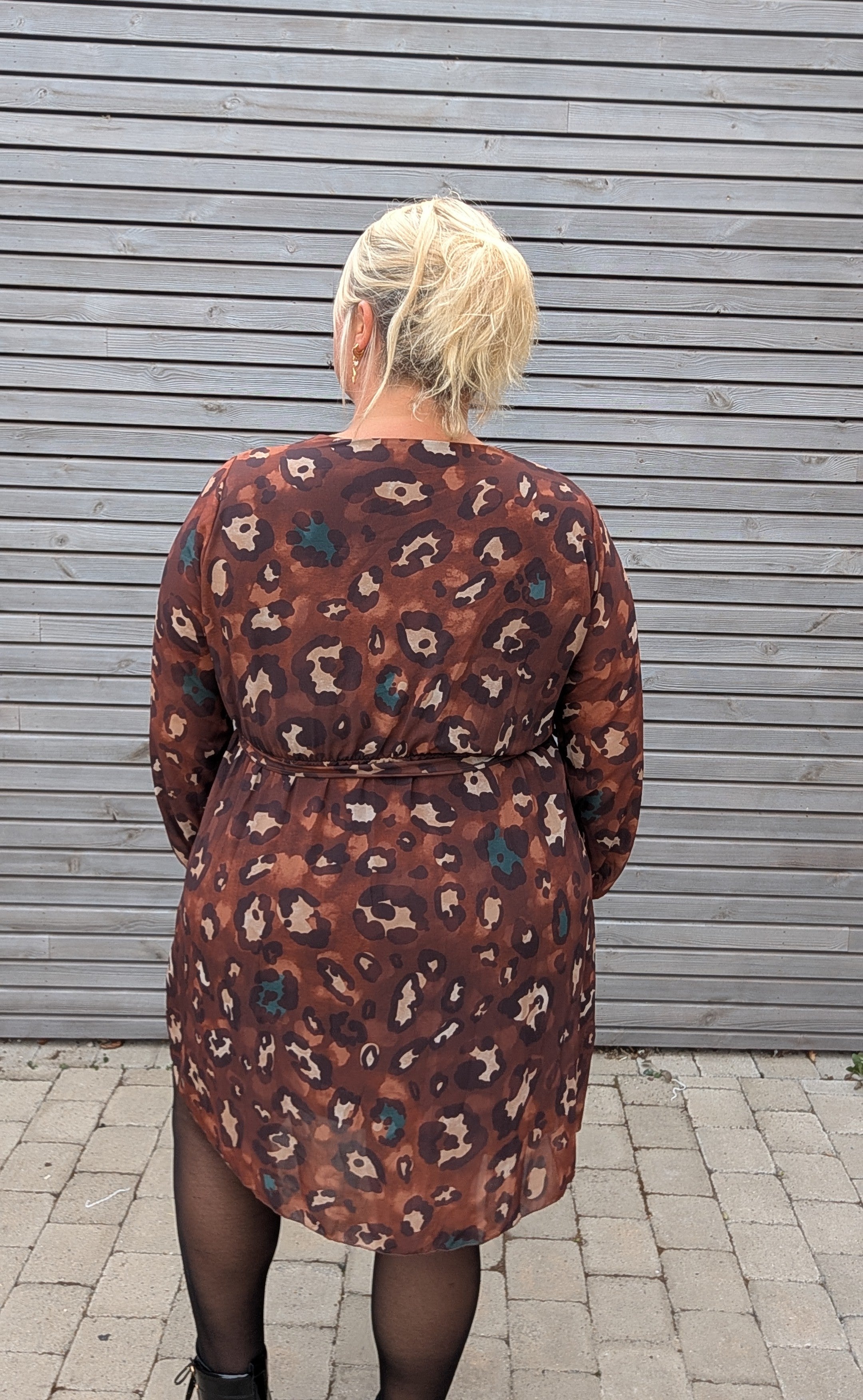 Robe LAORA brune