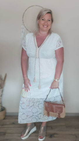 Robe BOHEMIA blanche, large et à dentelle