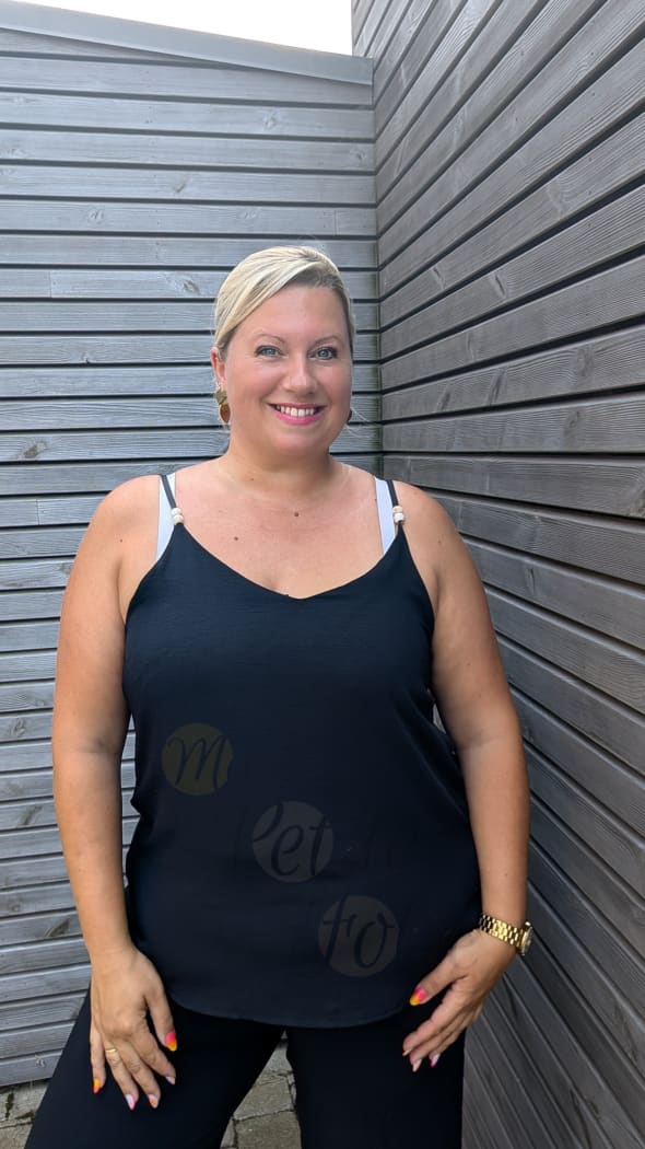 Top GiGi noir